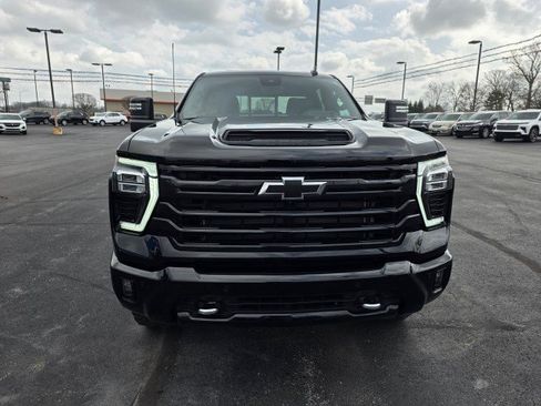 Used 2025 Chevrolet Silverado 2500 High Country w/ High Country Premium Package image 7