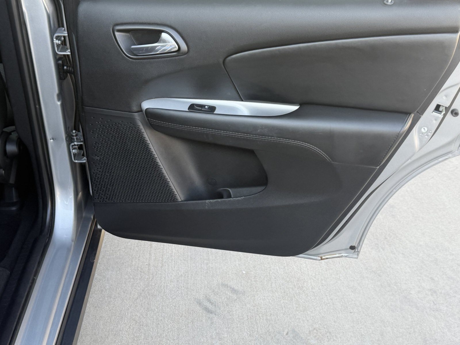 Used 2020 Dodge Journey SE w/ SE Popular Equipment Group FWD image 26