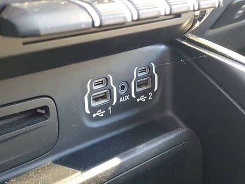 Used 2019 RAM 3500 Limited image 23