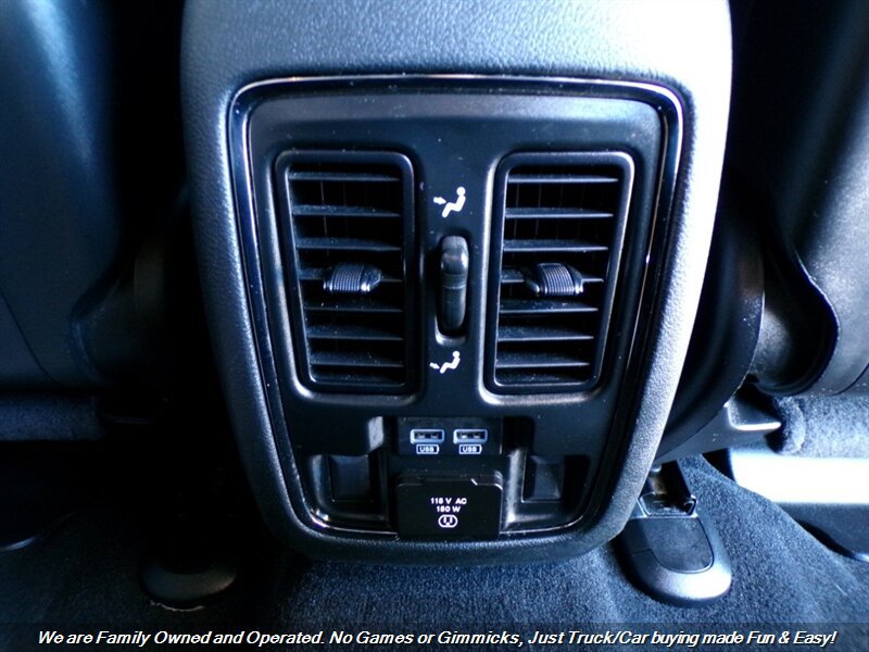 Used 2019 Jeep Grand Cherokee Limited AWD/4WD image 31