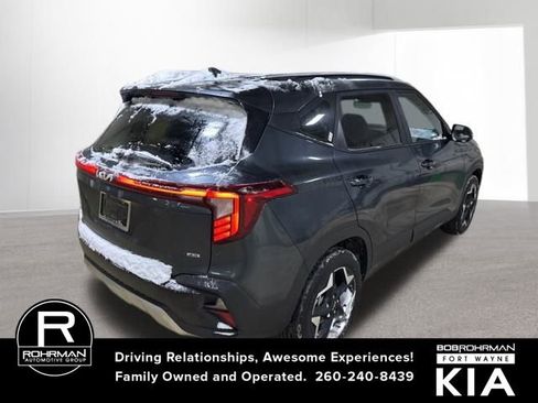 Certified 2025 Kia Seltos S image 4