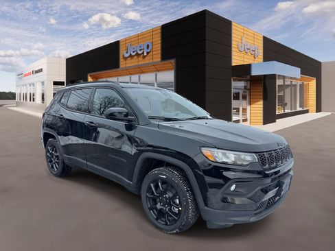 New 2026 Jeep Compass Latitude image 1