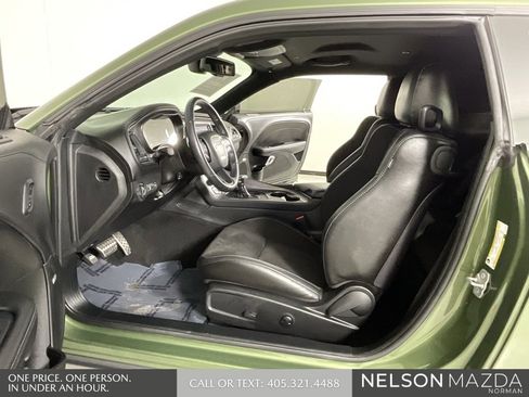 Used 2023 Dodge Challenger R/T w/ Plus Package image 11