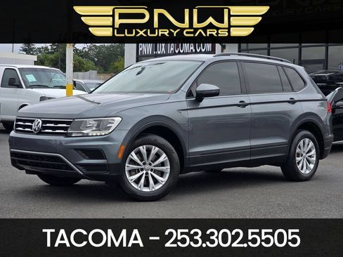 Used 2018 Volkswagen Tiguan S FWD image 1