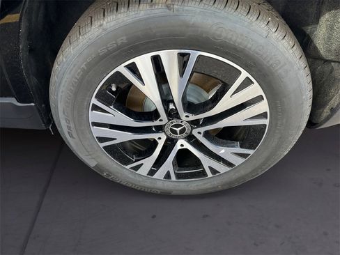 New 2026 Mercedes-Benz GLB 250 4MATIC image 9