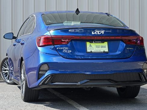 Used 2024 Kia Forte GT-Line w/ GT-Line Premium Package FWD image 5