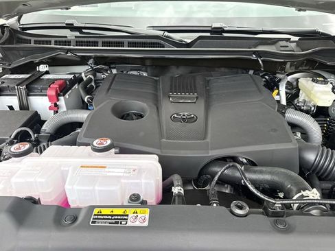 New 2026 Toyota Tundra Limited AWD/4WD image 34