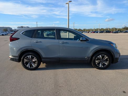 Used 2022 Honda CR-V Special Edition image 4