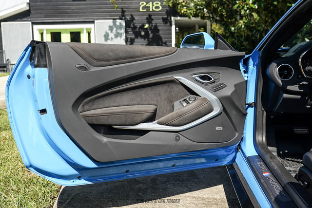 Used 2022 Chevrolet Camaro ZL1 RWD image 52