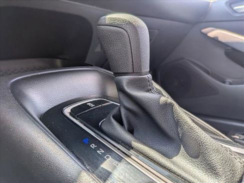 Used 2021 Toyota Corolla LE w/ Carpet Mat Package (TMS) FWD image 12
