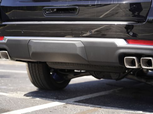 New 2026 Chevrolet Suburban High Country AWD/4WD image 46