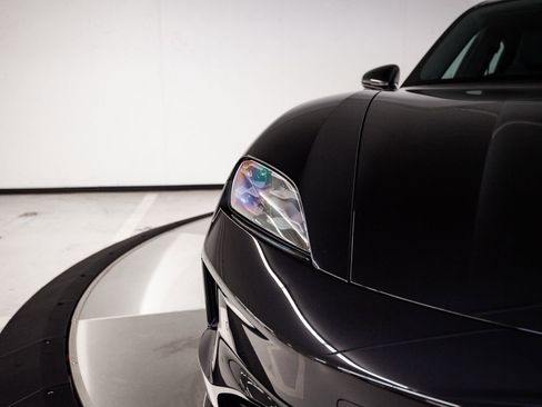 New 2026 Porsche Taycan image 13