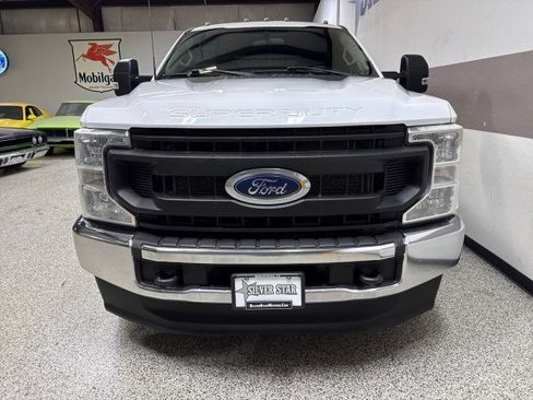 Used 2022 Ford F350 XL w/ Power Equipment Group image 39