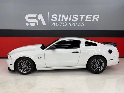 Used 2013 Ford Mustang GT Premium w/ Comfort Pkg image 16