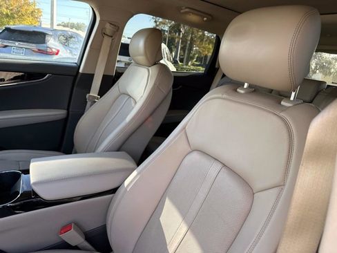 Used 2021 Lincoln Nautilus Reserve w/ Equipment Group 201A image 21