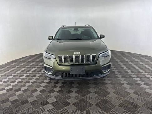 Used 2020 Jeep Cherokee Latitude AWD/4WD image 2