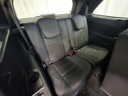 Used 2024 Mercedes-Benz GLS 450 GLS 450 image 25