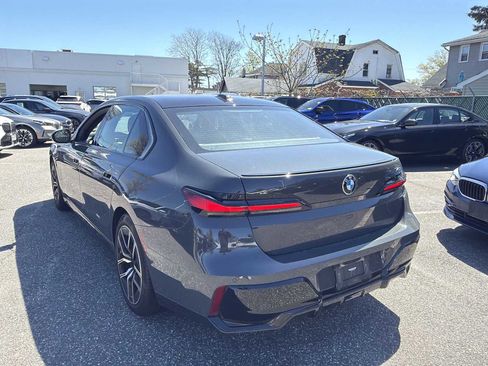 Certified 2023 BMW 740i w/ Parking Assistance Package RWD image 9