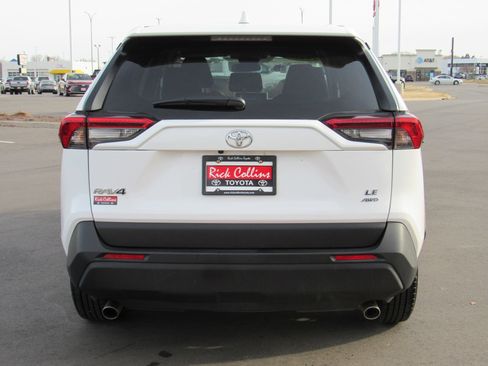 Used 2025 Toyota RAV4 LE image 7