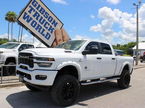 Used 2025 RAM 2500 Big Horn AWD/4WD image 1