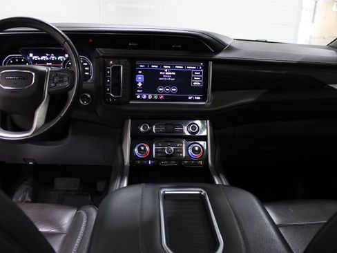 Used 2021 GMC Yukon Denali w/ LPO, Illumination Package AWD/4WD image 31