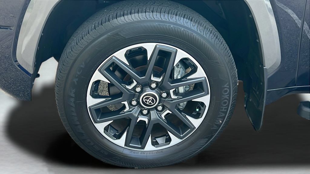 Used 2024 Toyota Tundra Limited w/ Power Package RWD image 28
