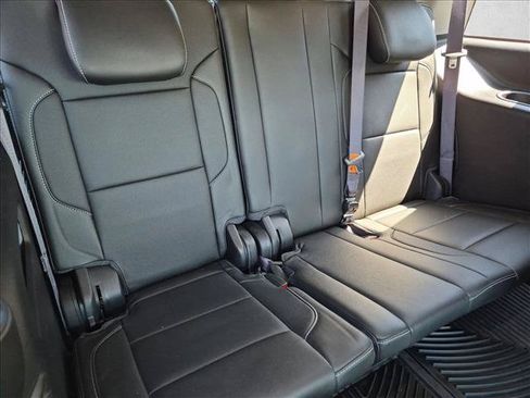 Used 2016 GMC Yukon SLT w/ Open Road Package AWD/4WD image 22