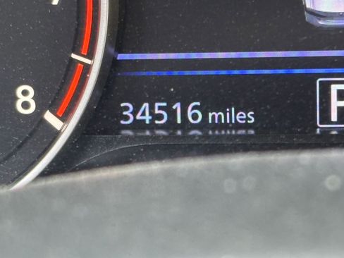 Used 2025 Nissan Altima 2.5 SV FWD image 9
