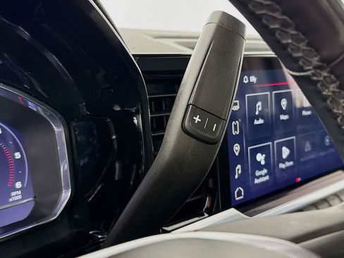 Used 2024 GMC Sierra 3500 SLE image 17