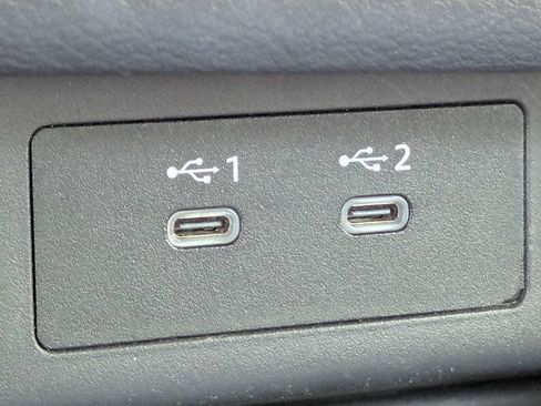 Used 2024 Nissan Rogue SV FWD image 21