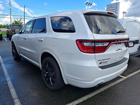 Used 2019 Dodge Durango SXT AWD/4WD image 3