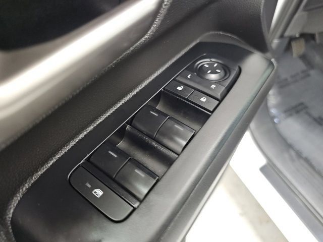 Used 2026 Toyota Tacoma TRD Off-Road AWD/4WD image 12