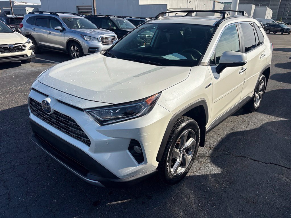 Used 2019 Toyota RAV4 Limited w/ Carpet Mat Package AWD/4WD image 5