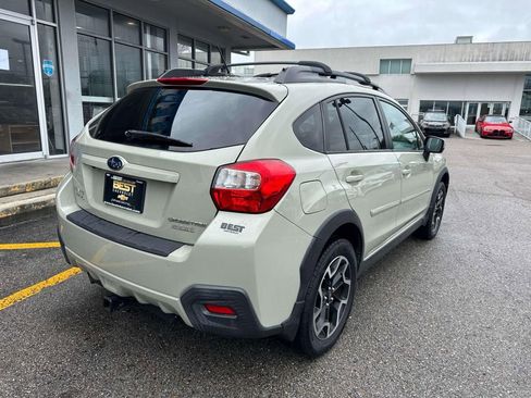 Used 2017 Subaru Crosstrek 2.0i Premium w/ Moonroof Package AWD/4WD image 7