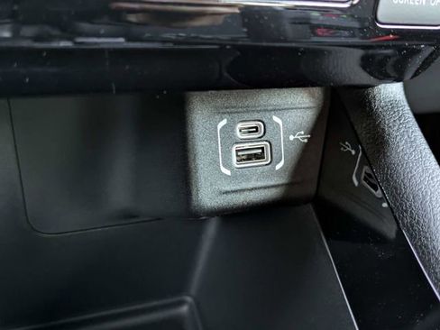 New 2026 Jeep Compass Latitude AWD/4WD image 22