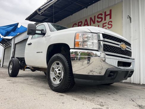 Used 2011 Chevrolet Silverado 2500 W/T image 5