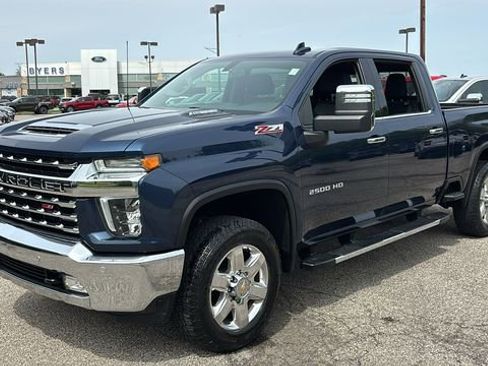 Used 2022 Chevrolet Silverado 2500 LTZ w/ LTZ Plus Package AWD/4WD image 2