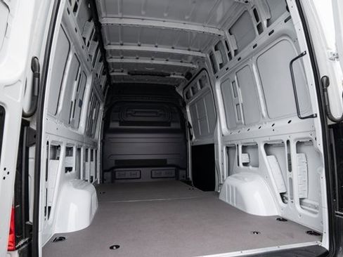 New 2025 Mercedes-Benz Sprinter 2500 image 8
