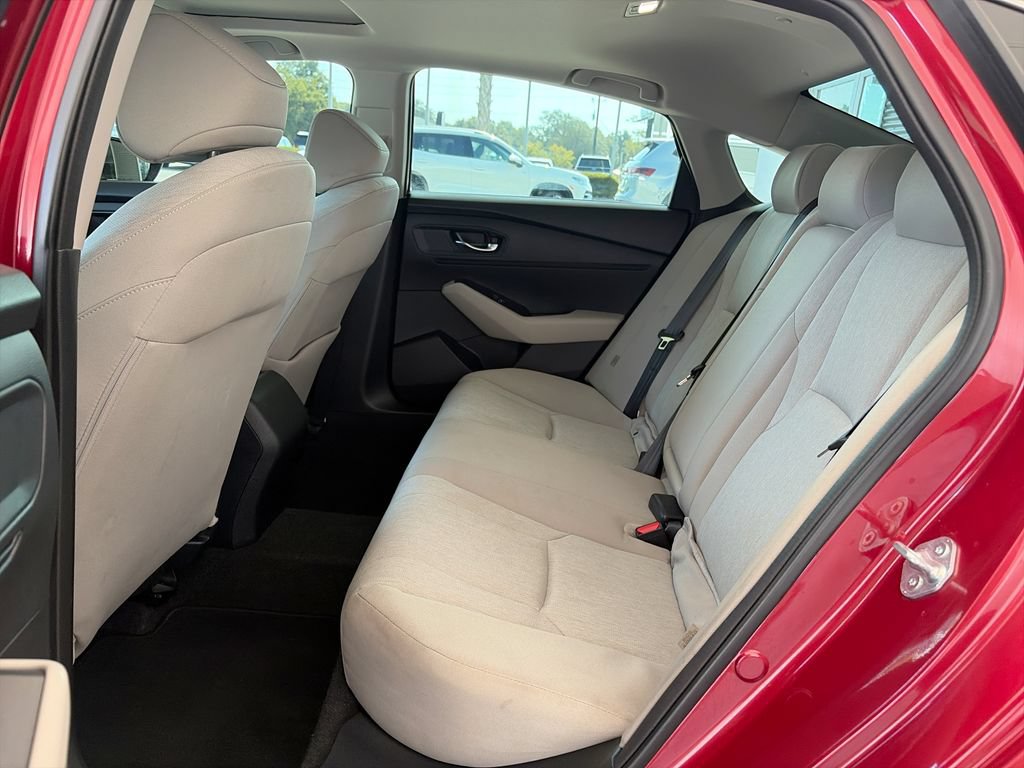 Used 2023 Honda Accord EX image 28