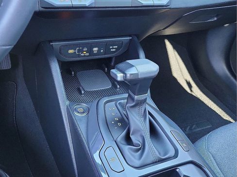 Used 2025 Kia K4 EX image 17