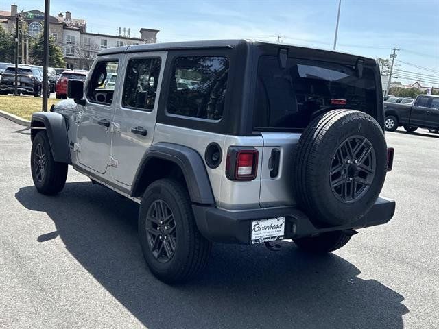 Used 2024 Jeep Wrangler Unlimited Sport AWD/4WD image 6