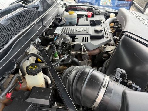 Used 2022 RAM 3500 Tradesman w/ Chrome Appearance Group AWD/4WD image 42