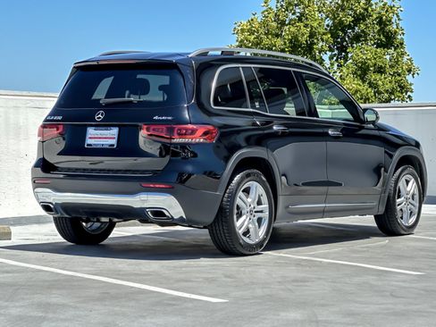 Used 2022 Mercedes-Benz GLB 250 4MATIC image 8