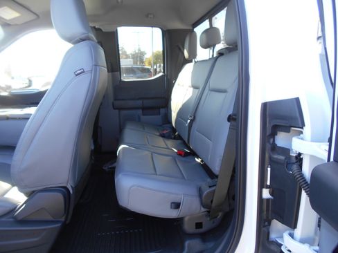 Used 2024 Ford F550 2WD SuperCab Super Duty image 7