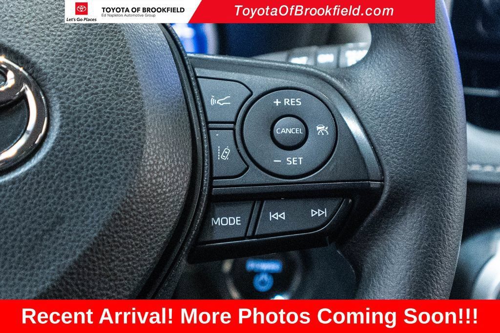 Certified 2023 Toyota RAV4 XLE AWD/4WD image 15