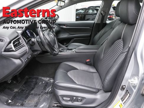 Used 2023 Toyota Camry SE FWD image 14