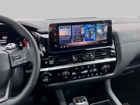 New 2026 Nissan Pathfinder SL w/ SL Premium Package FWD image 6
