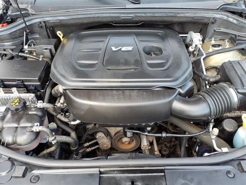 Used 2018 Jeep Grand Cherokee Altitude image 28