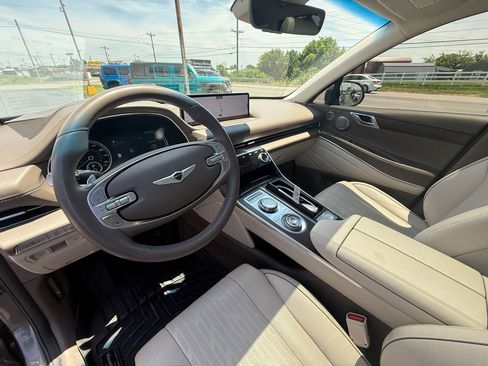 Used 2023 Genesis GV80 3.5T Advanced + AWD/4WD image 14