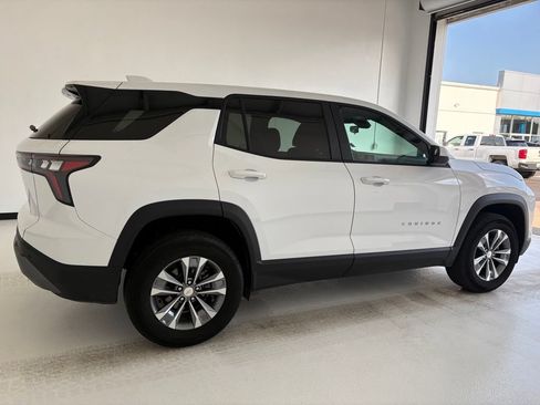Used 2025 Chevrolet Equinox LT AWD/4WD image 21